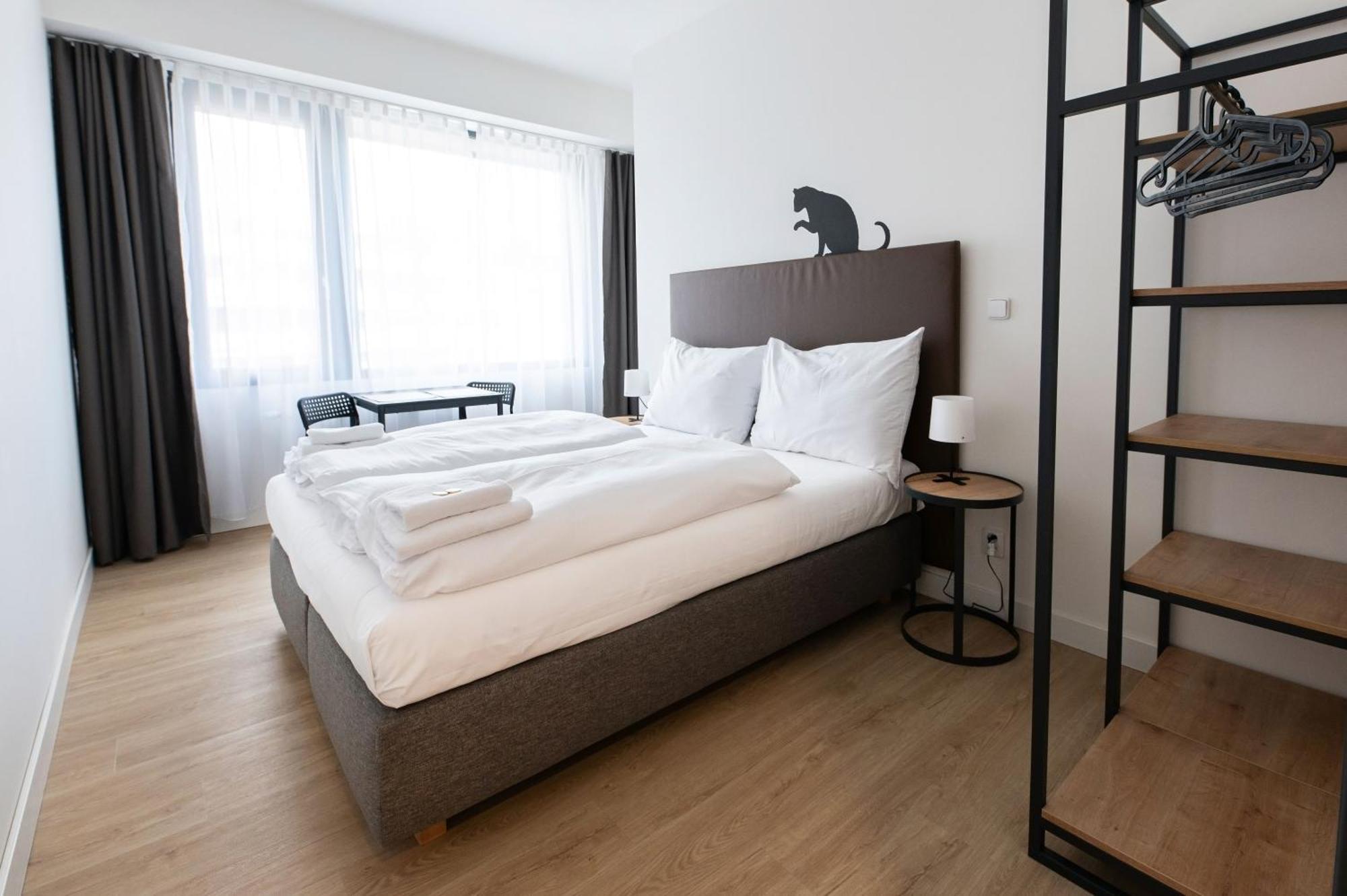 Factory Aparthotel *